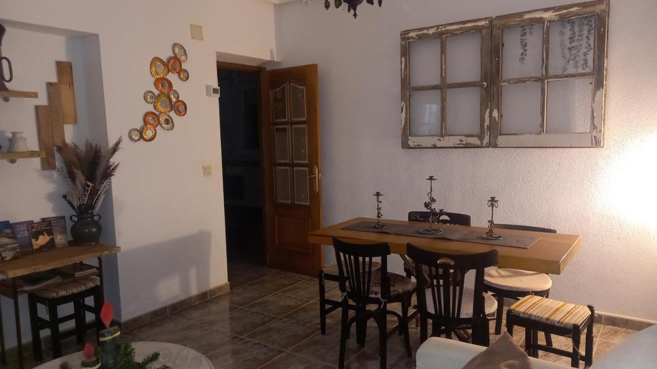 Apartamento El Rincón De Chavely Palencia Exterior foto